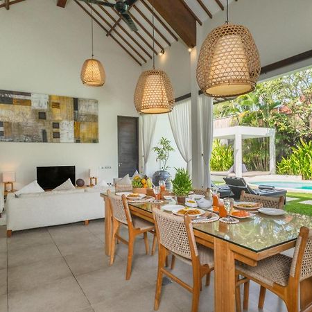 Villa Alice By Villa Finder Seminyak Eksteriør billede