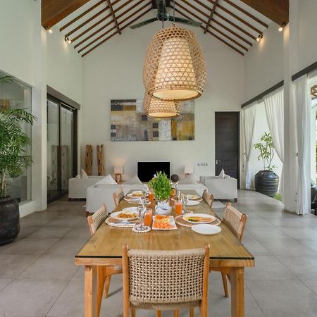 Villa Alice By Villa Finder Seminyak Eksteriør billede