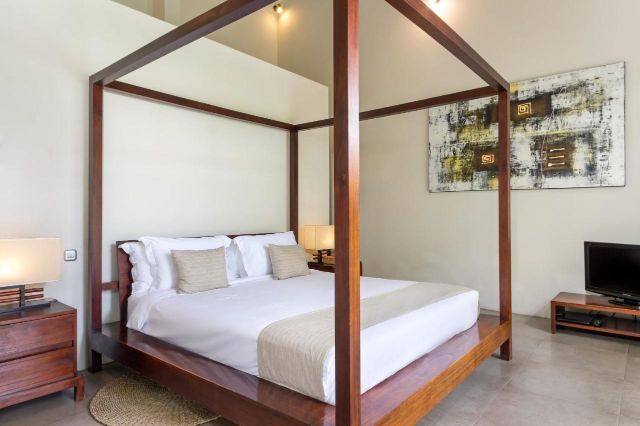 Villa Alice By Villa Finder Seminyak Eksteriør billede