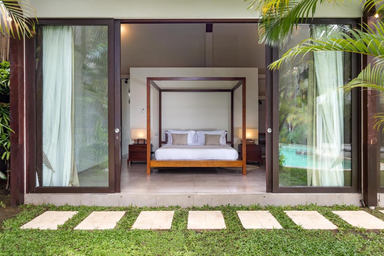 Villa Alice By Villa Finder Seminyak Eksteriør billede