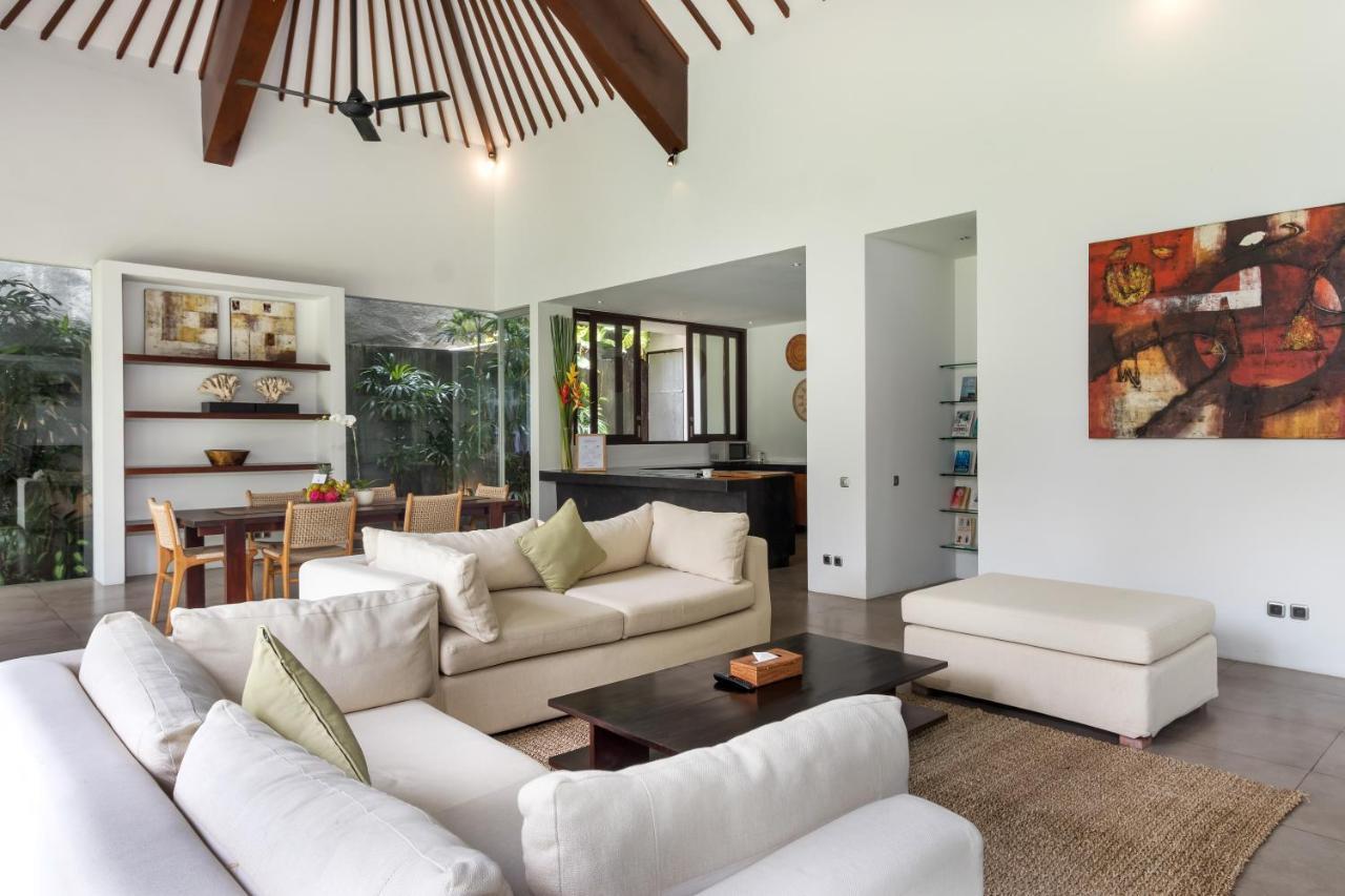Villa Alice By Villa Finder Seminyak Eksteriør billede
