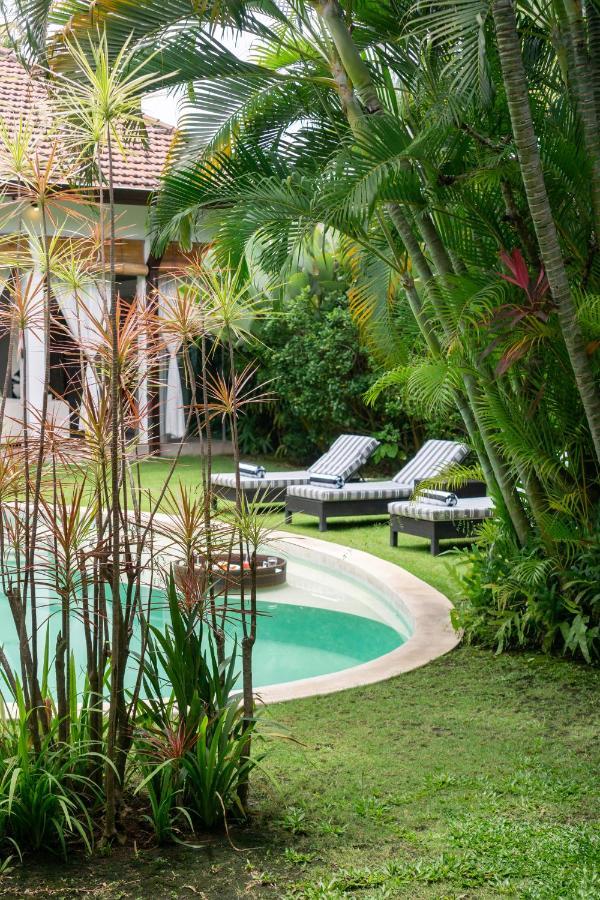 Villa Alice By Villa Finder Seminyak Eksteriør billede